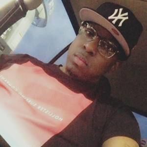 Meet your Posher, Tray